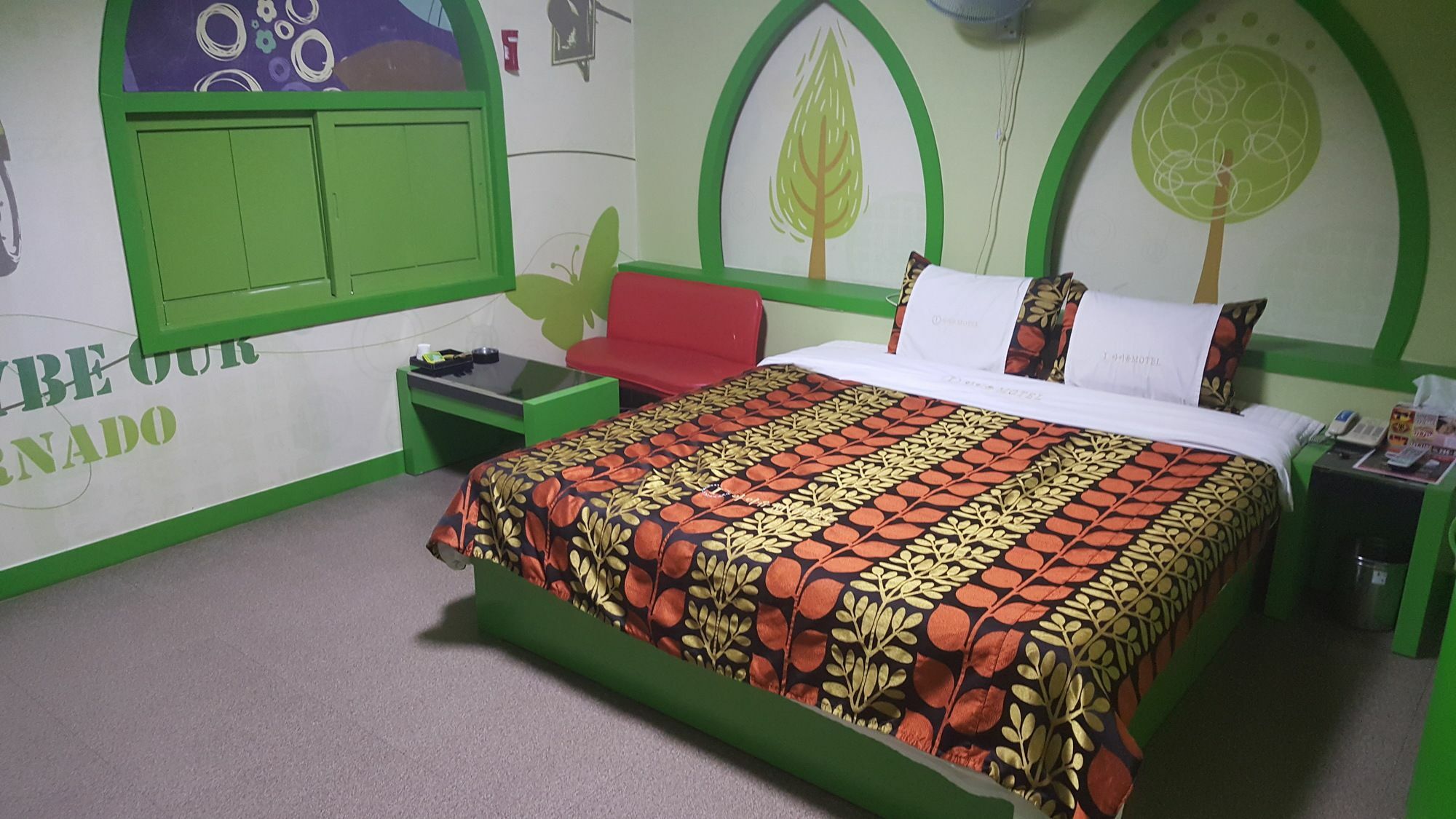 Motel Iu Changwon Bagian luar foto